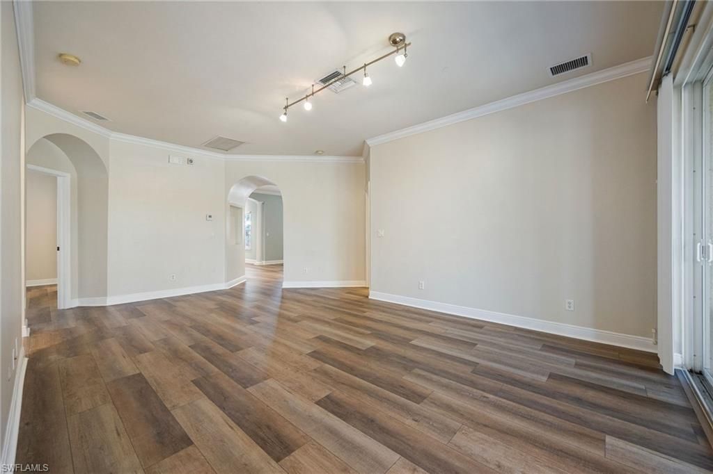5550 Berkshire Dr, Unit 202, Fort Myers, FL 33912 Photo