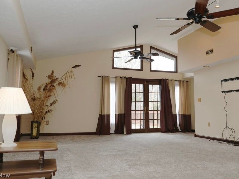 446 Redwood Drive, Berea, OH 44017 Photo 23