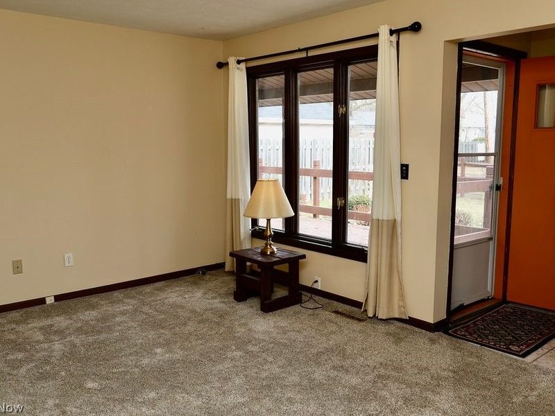 446 Redwood Drive, Berea, OH 44017 Photo 3