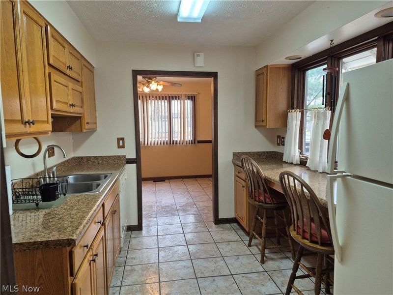 446 Redwood Drive, Berea, OH 44017 Photo 6