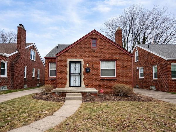 3482 Grayton Street, Detroit, MI 48224