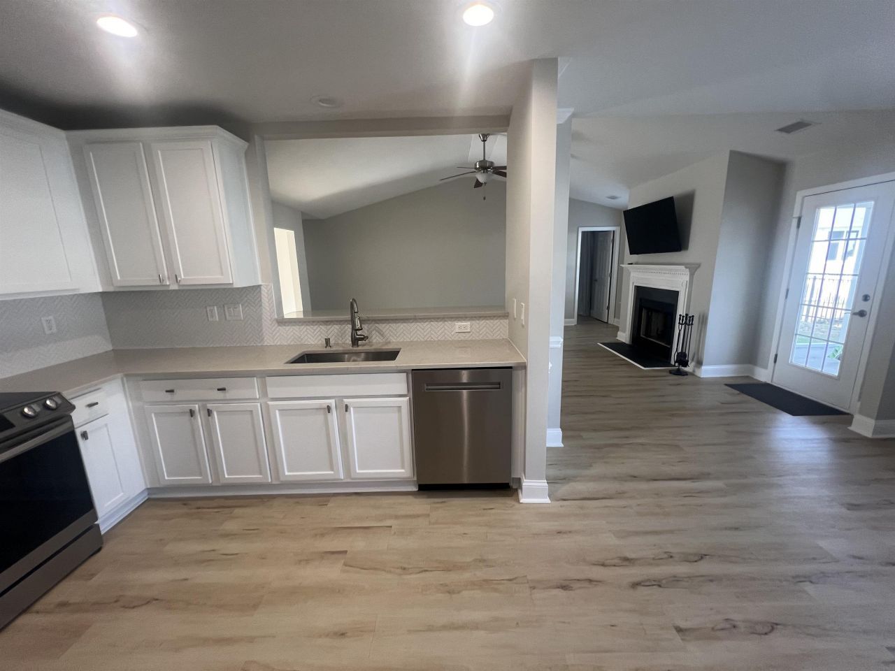 1314 Chelsea Ln. Photo 10