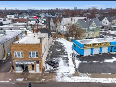 21 GRANT Street, Buffalo, NY 14213