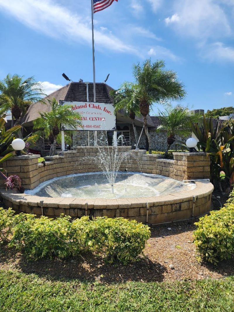 4141 NW 44th Avenue, Unit 426, Lauderdale Lakes, FL 33319 Photo