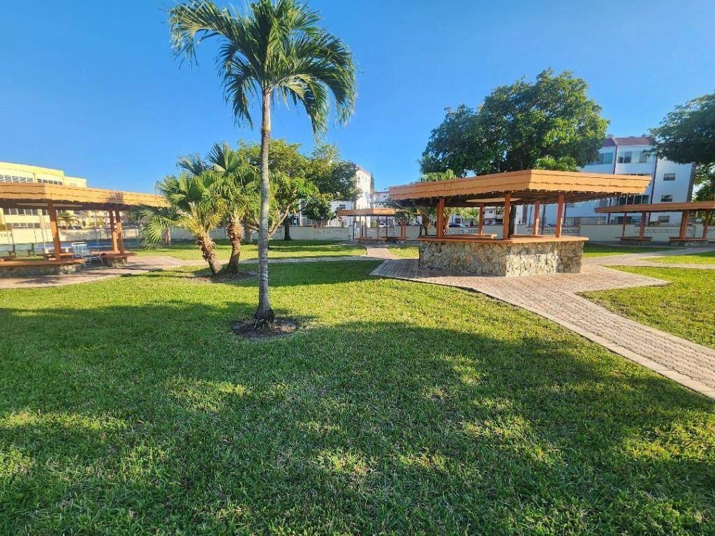 4141 NW 44th Avenue, Unit 426, Lauderdale Lakes, FL 33319 Photo