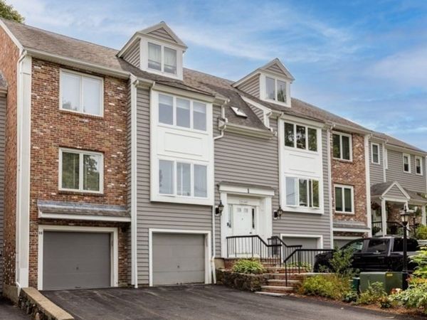 84 Walpole St, Unit 1C, Canton, MA 02021