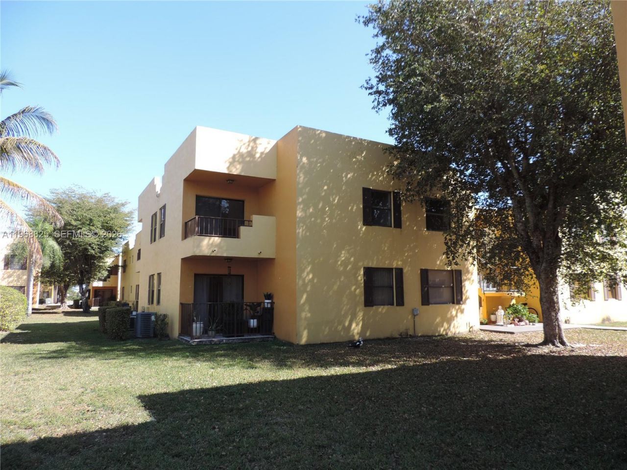 566 NW 114th Ave, Unit 204, Sweetwater, FL 33172 Photo