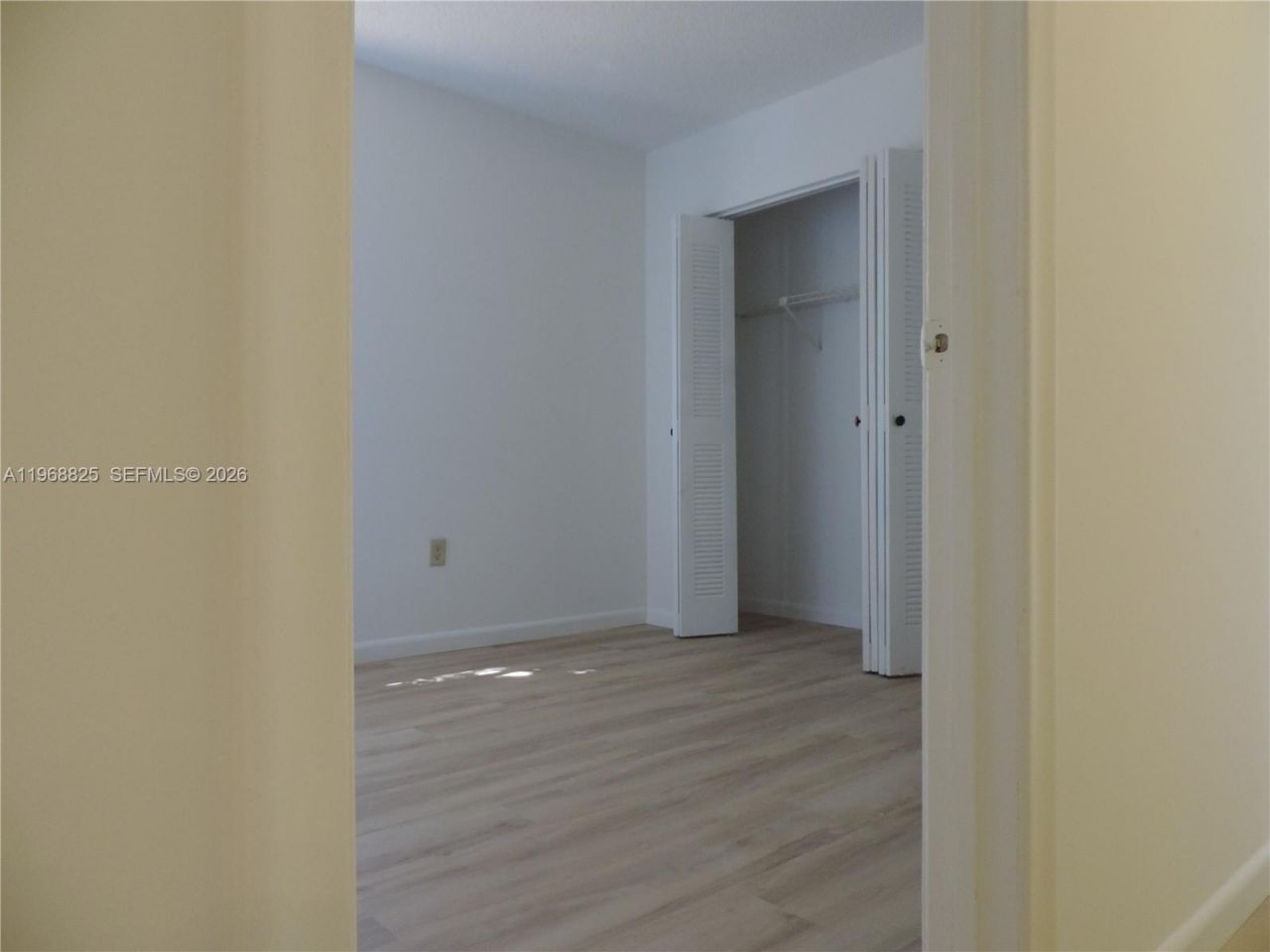 566 NW 114th Ave, Unit 204, Sweetwater, FL 33172 Photo