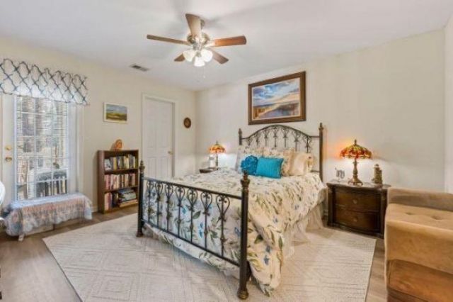 1262 River Oaks Dr. Photo 16