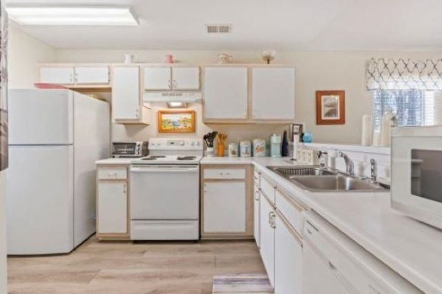 1262 River Oaks Dr. Photo 8