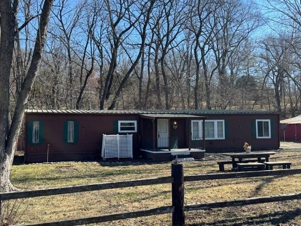 2611 N Union School Road, Independence, MO 64058