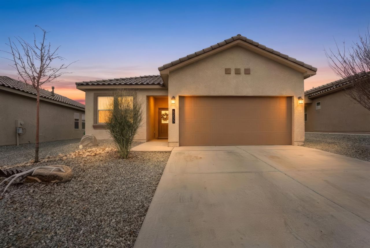 4233 Skyline Loop Ne, Rio Rancho, NM 87144 Main Photo