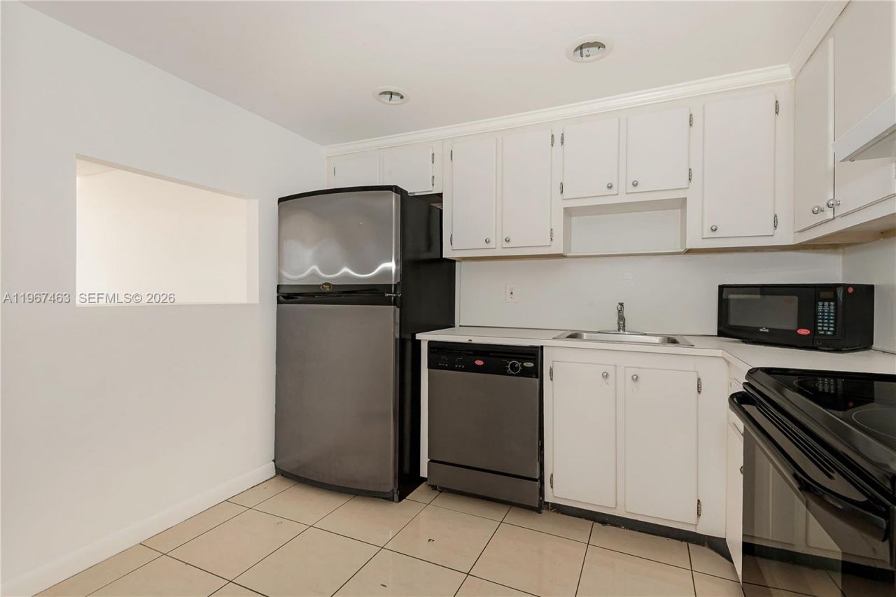 1200 NE Miami Gardens Dr , Unit 905W, Miami, FL 33179 Photo