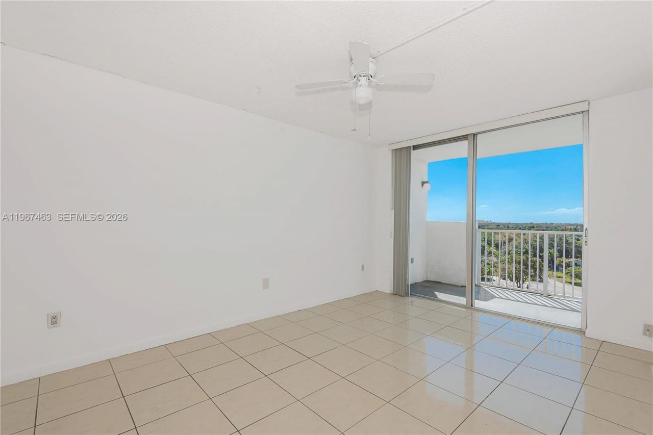 1200 NE Miami Gardens Dr , Unit 905W, Miami, FL 33179 Photo