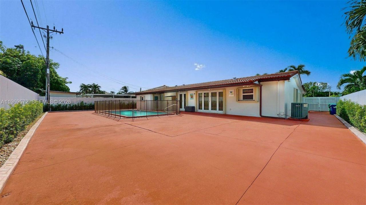 9331 SW 57th Ter, Miami, FL 33173 Photo