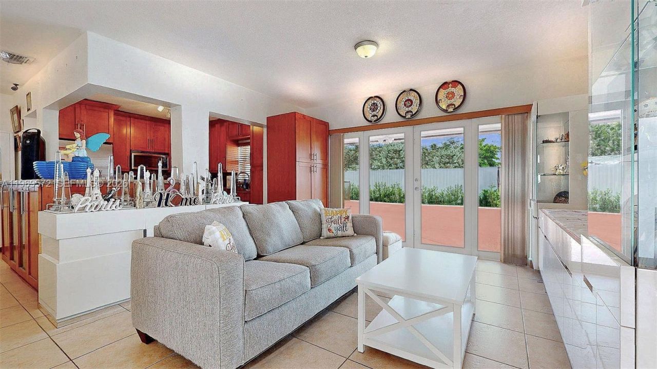 9331 SW 57th Ter, Miami, FL 33173 Photo