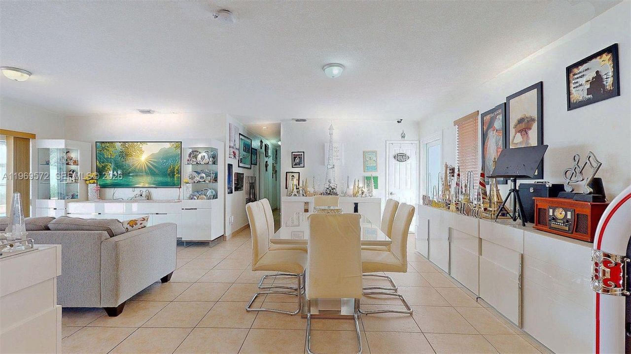 9331 SW 57th Ter, Miami, FL 33173 Photo