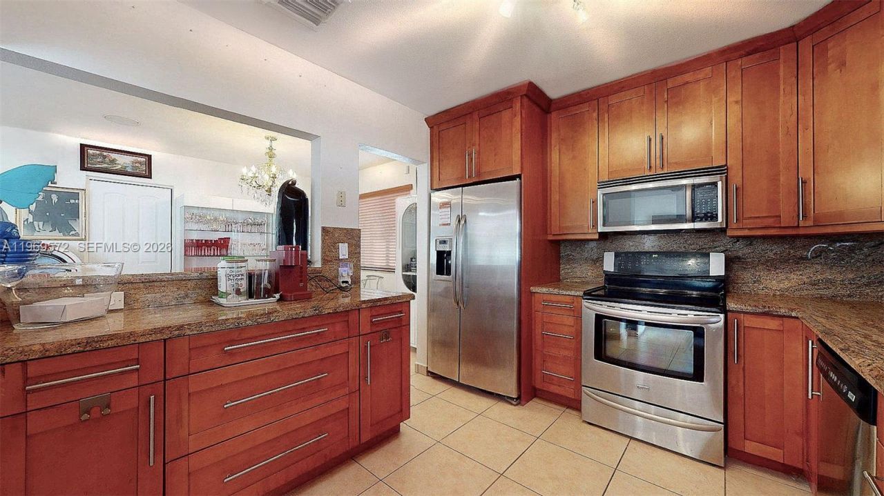 9331 SW 57th Ter, Miami, FL 33173 Photo