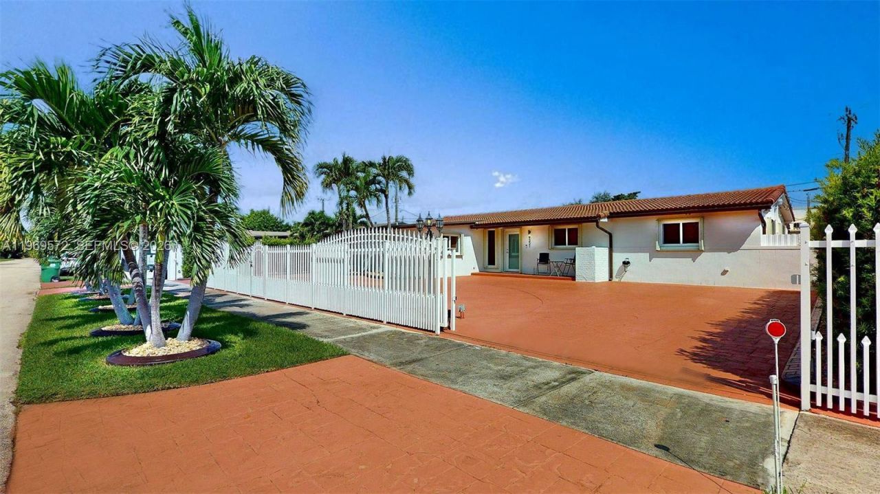 9331 SW 57th Ter, Miami, FL 33173 Photo
