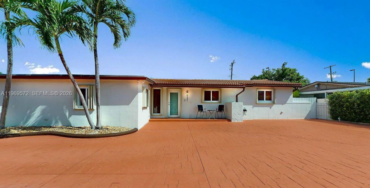 9331 SW 57th Ter, Miami, FL 33173 Photo