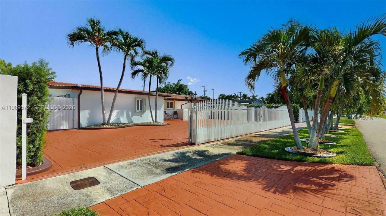 9331 SW 57th Ter, Miami, FL 33173 Photo