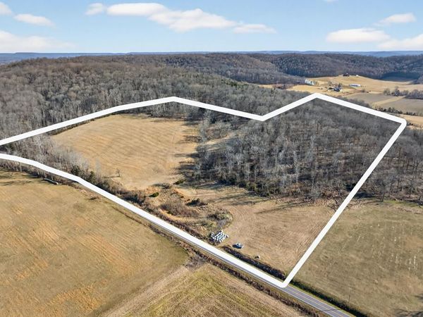 3727 Franks Ferry Road, Sparta, TN 38583