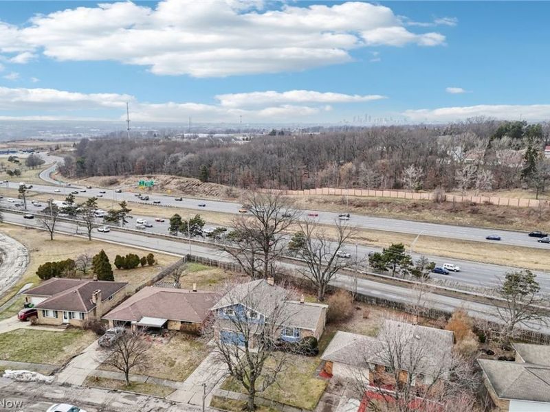 5512 Carol Jean Boulevard, Garfield Heights, OH 44125 Photo 37