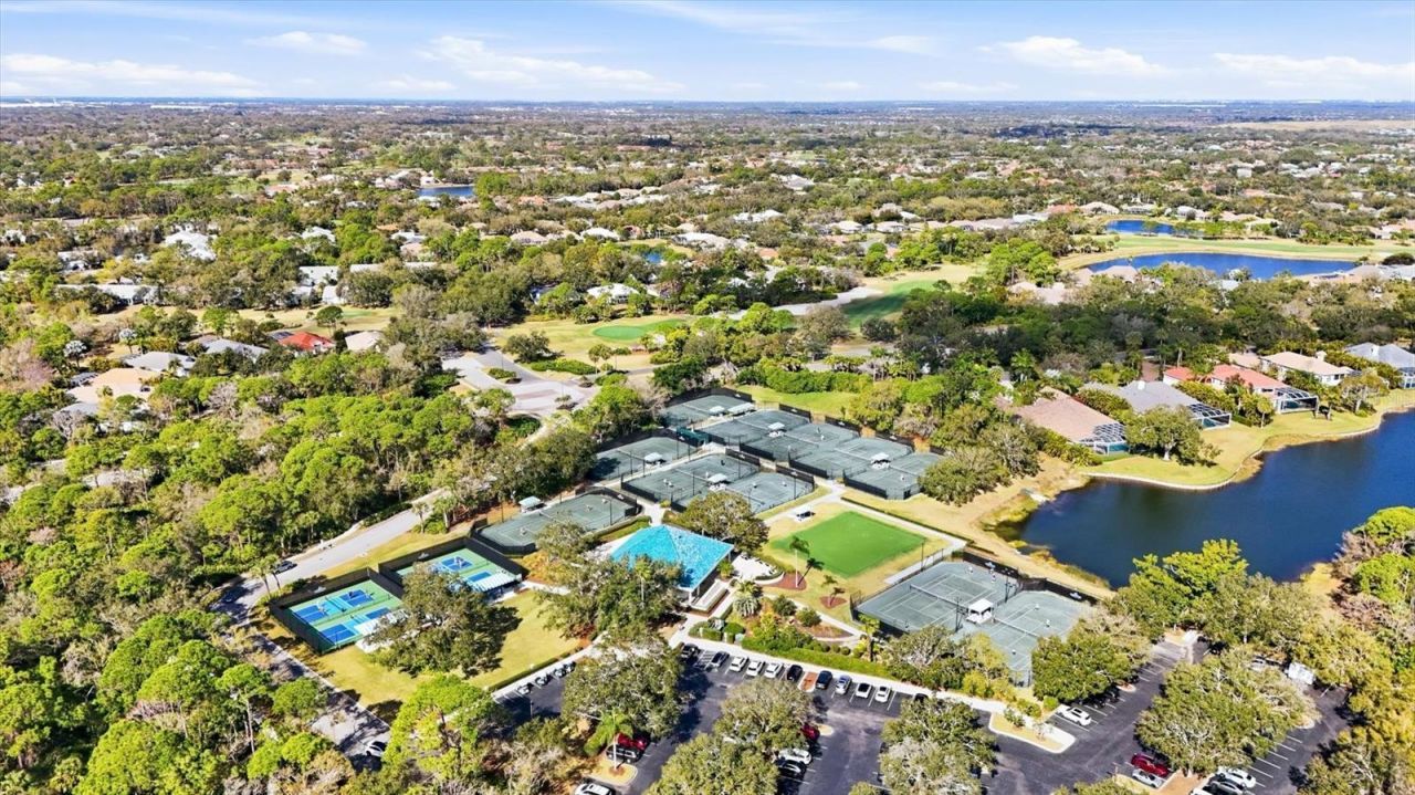 6411 Berkshire Place, University Park, FL 34201 Photo