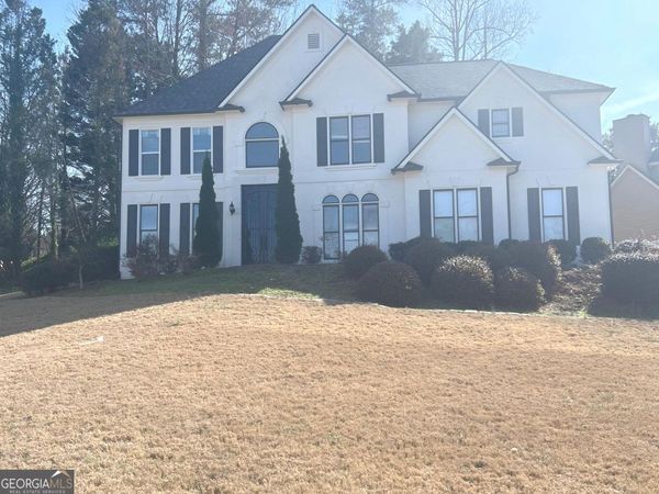 5455 Woodrun Lane, Alpharetta, GA 30005
