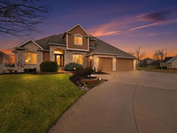 12733 Sutters Parkway, Fort Wayne, IN 46845