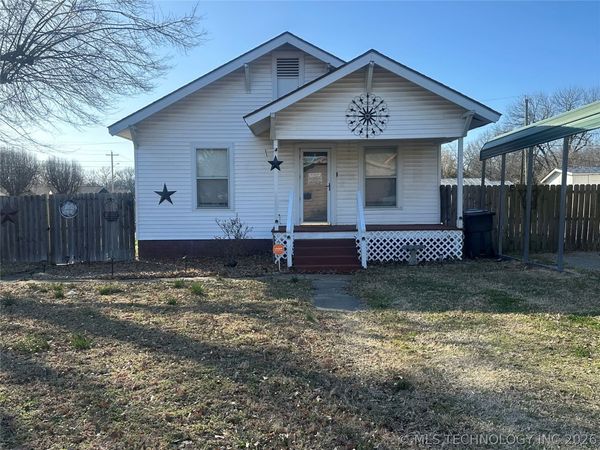 720 S Liberty Avenue, Okmulgee, OK 74447
