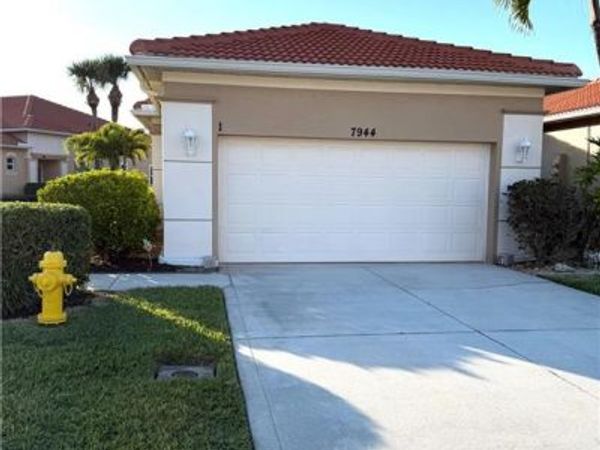 7944 Haven DR, Unit 9, NAPLES, FL 34104