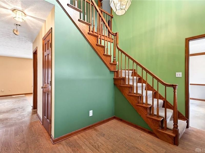 340 Saint James Place, Springboro, OH 45066 Photo 8