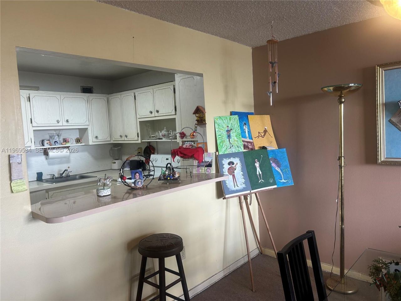 7118 Bonita Dr, Unit 704, Miami Beach, FL 33141 Photo