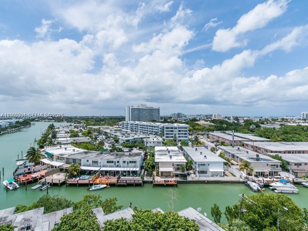 7118 Bonita Dr, Unit 704, Miami Beach, FL 33141 Photo