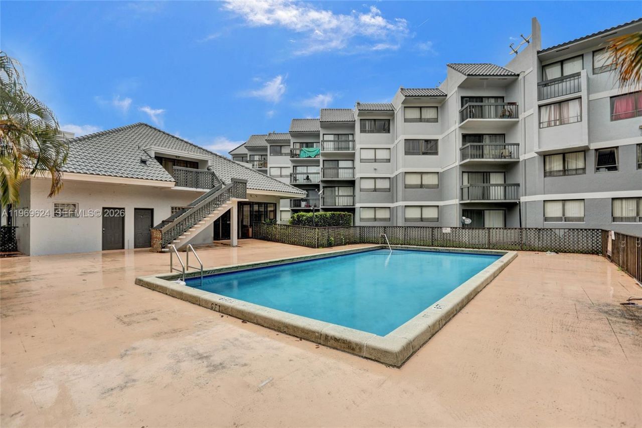 1800 N Congress Ave, Unit 102, West Palm Beach, FL 33401 Photo