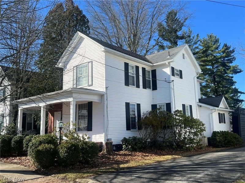 618 Park Street, Barnesville, OH 43713 Photo 2