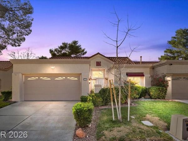 2901 Linkview Drive, Las Vegas, NV 89134