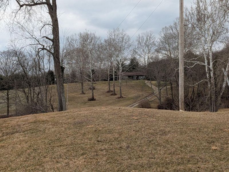 12275 Humbert Road, Howard, OH 43028 Photo 4