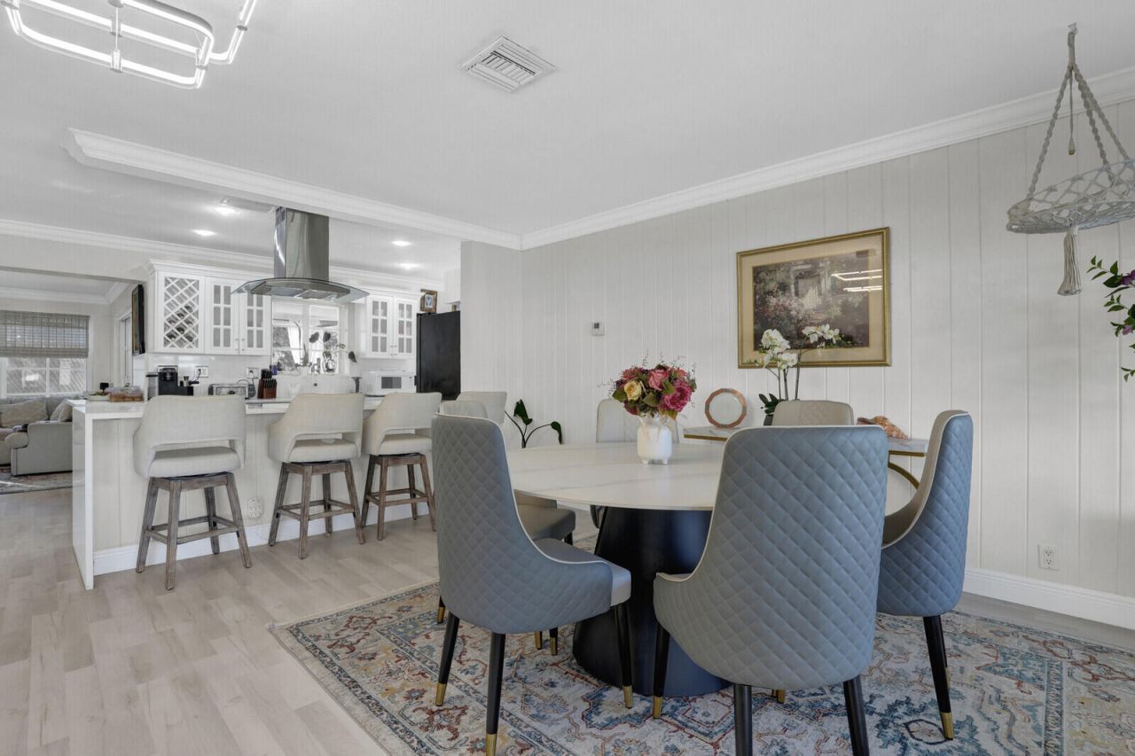 733 SE 10th Avenue, Deerfield Beach, FL 33441 Photo