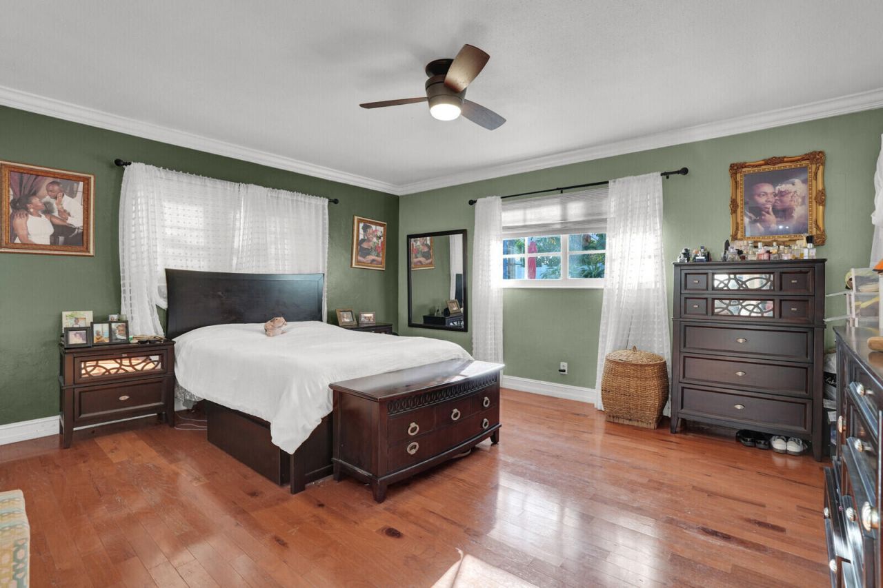 733 SE 10th Avenue, Deerfield Beach, FL 33441 Photo