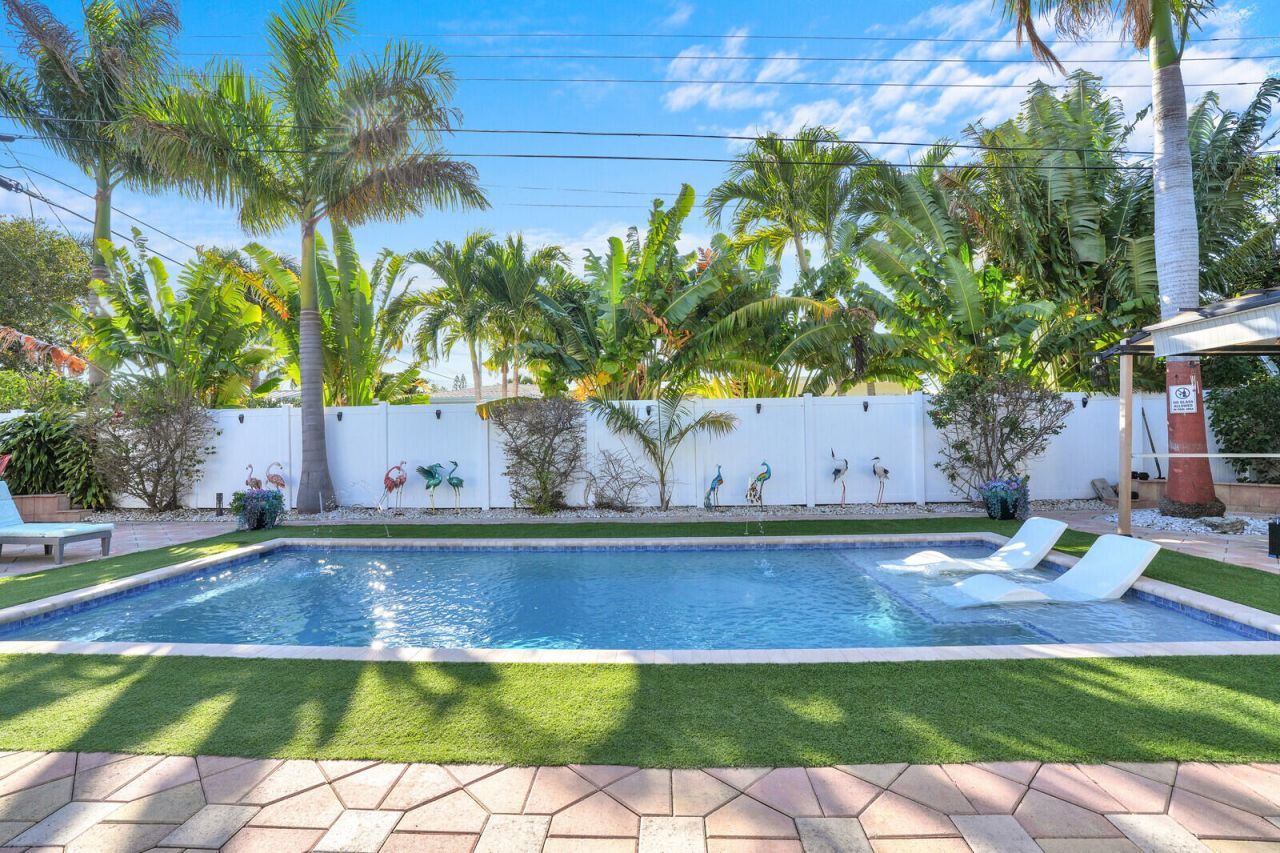 733 SE 10th Avenue, Deerfield Beach, FL 33441 Photo