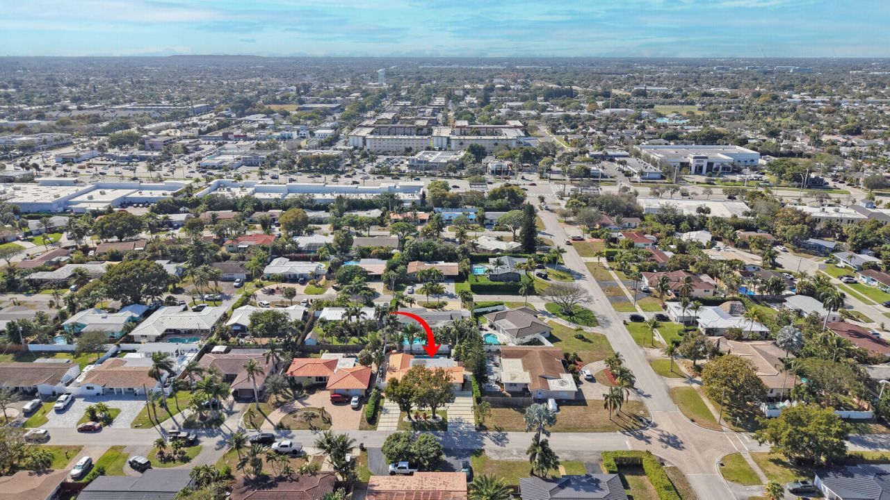 733 SE 10th Avenue, Deerfield Beach, FL 33441 Photo