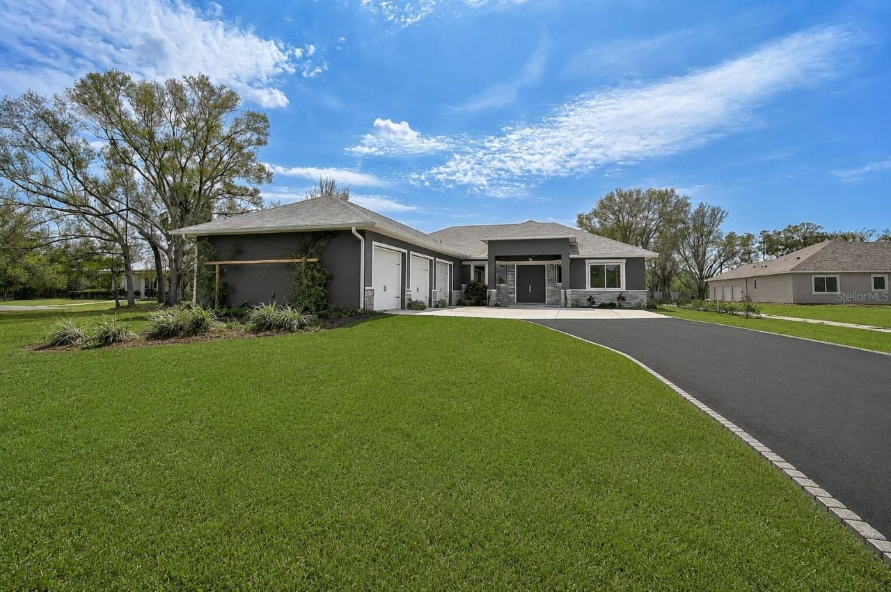 4712 34th Avenue E, Bradenton, FL 34208 Photo