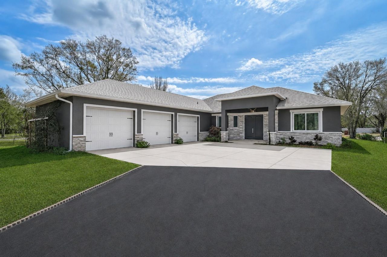 4712 34th Avenue E, Bradenton, FL 34208 Photo