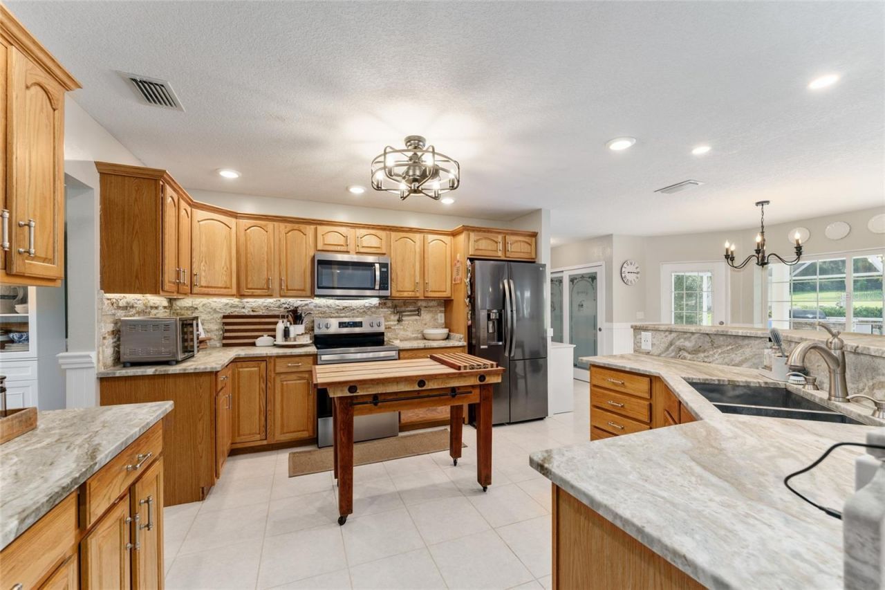 9095 SW 9th Terrace, Ocala, FL 34476 Photo