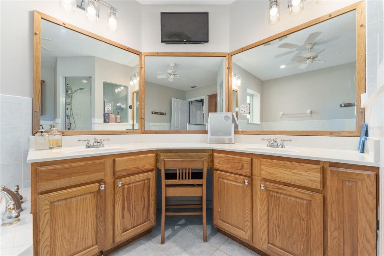 9095 SW 9th Terrace, Ocala, FL 34476 Photo