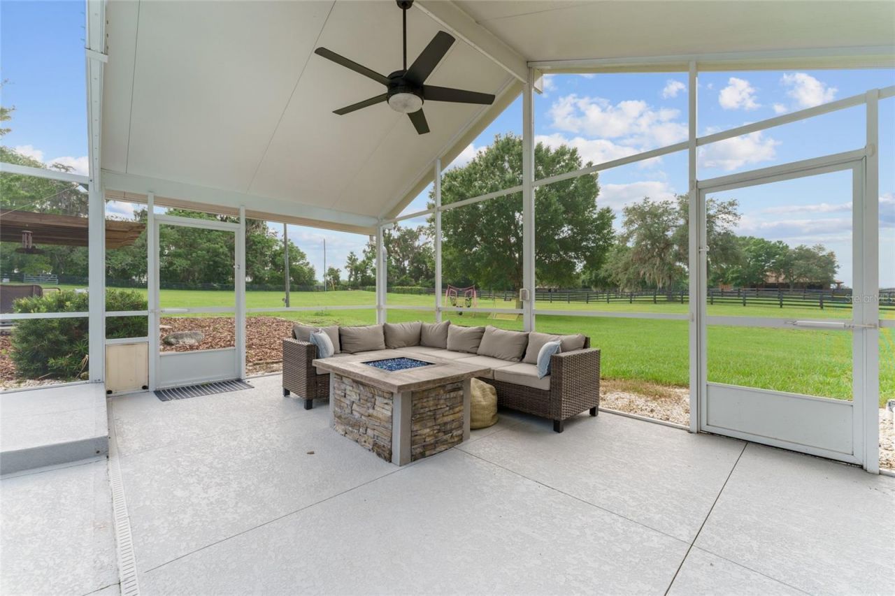 9095 SW 9th Terrace, Ocala, FL 34476 Photo