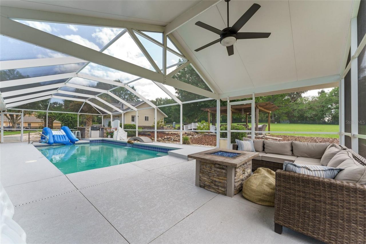 9095 SW 9th Terrace, Ocala, FL 34476 Photo