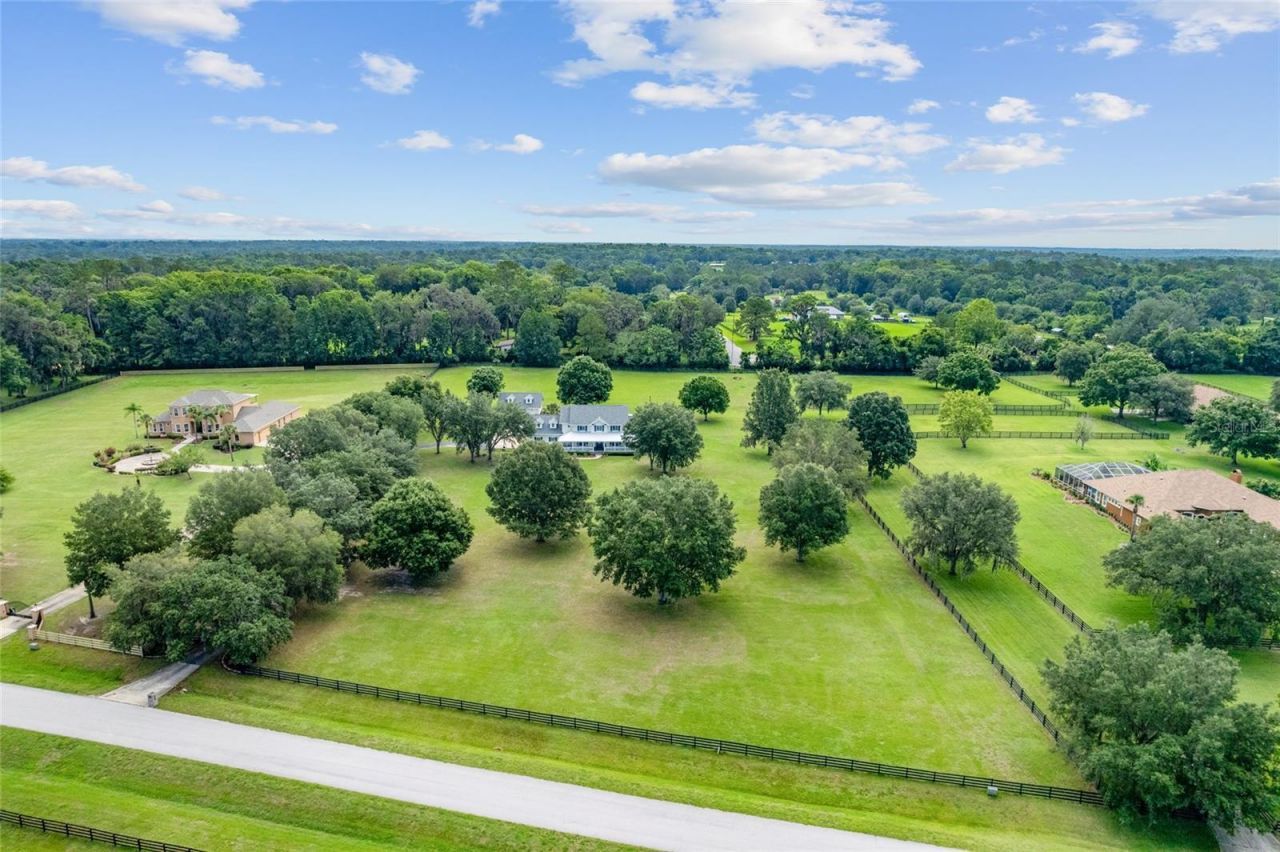 9095 SW 9th Terrace, Ocala, FL 34476 Photo